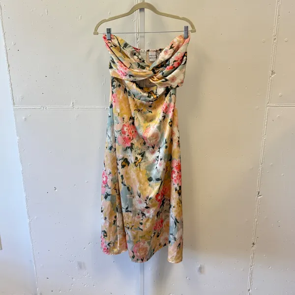 Hello Molly Scenic Drives Midi Dress‎ Floral Twist Front Smocked US 10 Satin - Image 2