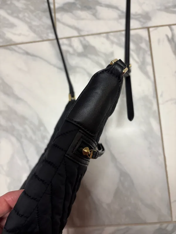Tory Burch Black Purse Crossbody - Image 7