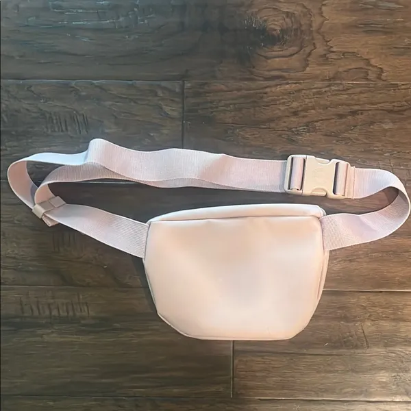 Herschel Belt Bag - Image 4