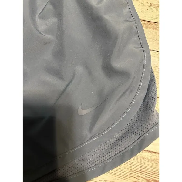Nike Lined Running Shorts Gray Women's Size Large Athleisure Active Workout - Image 3
