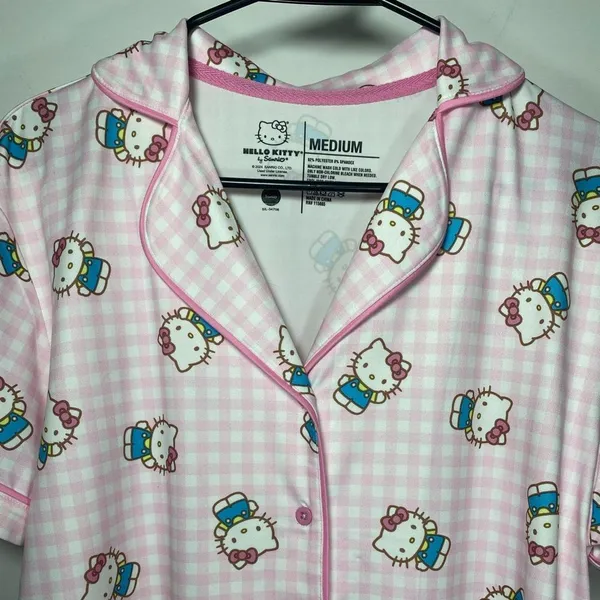 | Checkered Hello Kitty Print Button Down Pajama Top Medium - Image 3