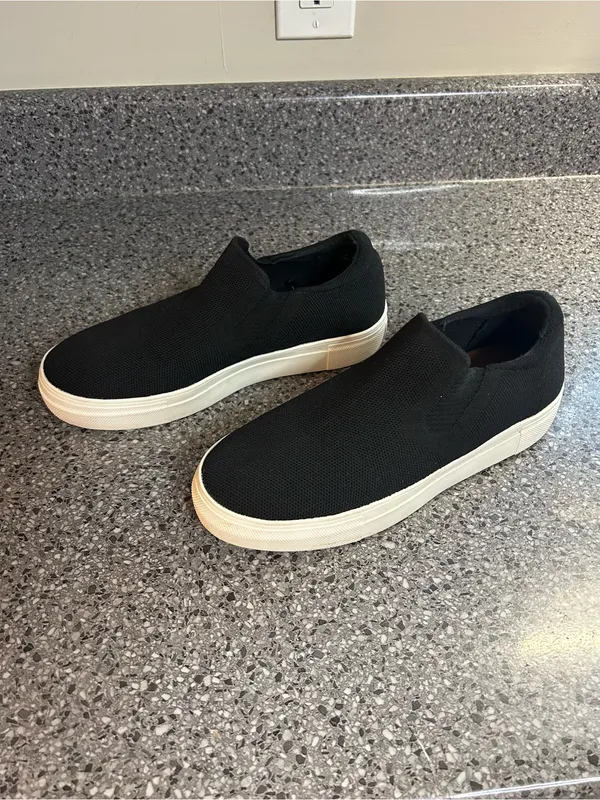 MIA Black Knit Slip-On Sneakers with White Sole - Image 3