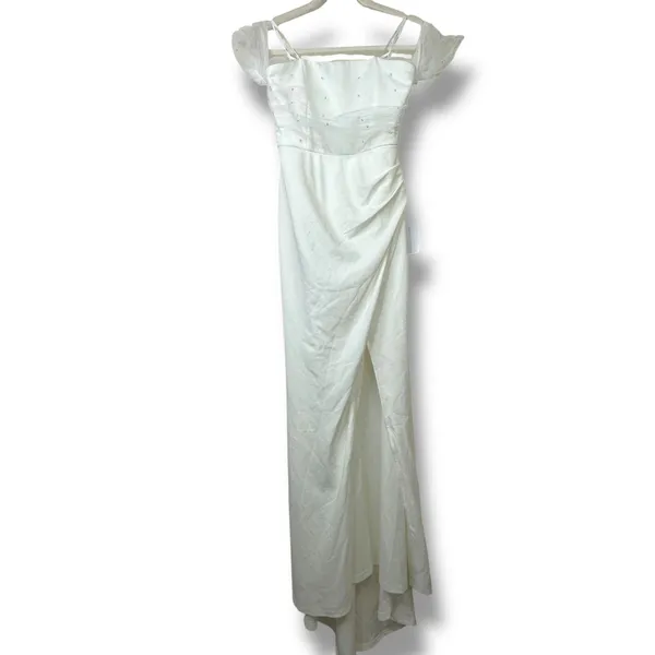 NEW Lulus Luxe Bridal Profound Glamour Pearl Off-the-Shoulder Wedding Dress - Image 5
