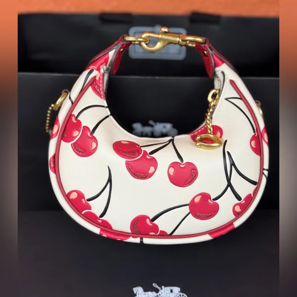 Coach Cherry Print Shoulder Bag in White and Red. #2 - Image 4
