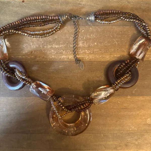 Chunky mixed beads and acrylic links statement necklace Brown - Image 2