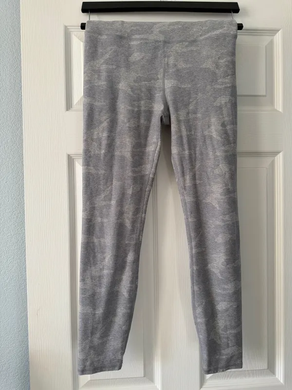 Vuori Leggings Elevation Clean Camo Grey - Image 4