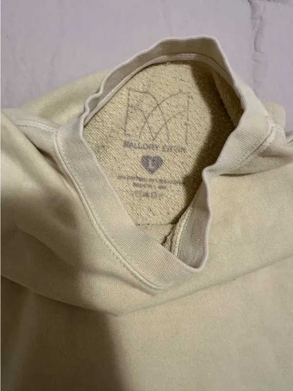 Yellow Living Fully Sweatshirt Size L - Image 4