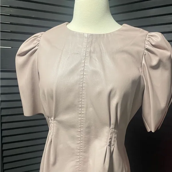Lulus Mauve Faux Leather‎ Puff Sleeve Ruched Front Zipper Back Top Womens M - Image 4