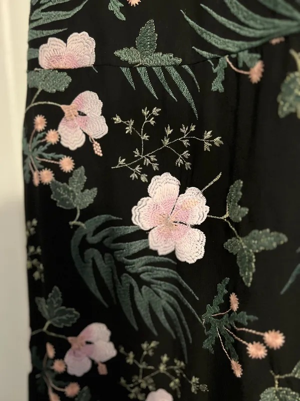 Lovers + Friends Ahmani Dress 🌸🏝️ - Image 3