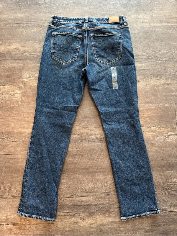 American Eagle‎ 8 Darkwash Straight Leg Skinny Jean - Image 8