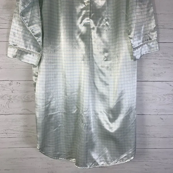 Vintage Jacklyn Smith Intimates Satin white/blue Robe Gown Embroidered NWT - Image 3
