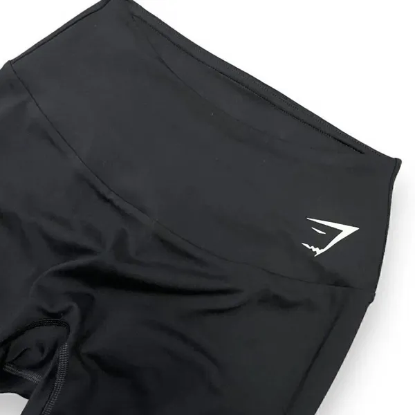 Gymshark Black Cropped Leggings - Image 2