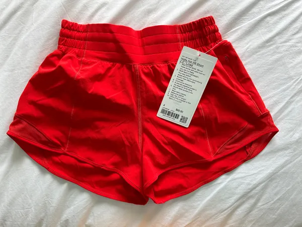 Lululemon Hotty Hot Short 2.5” - Image 2