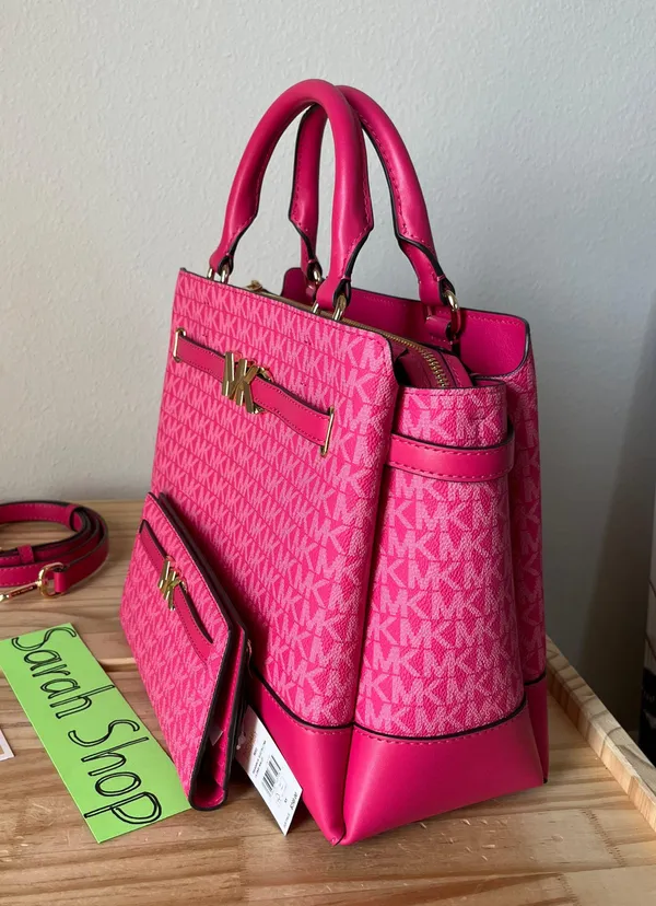 Michael Kors Purse Set - Image 3