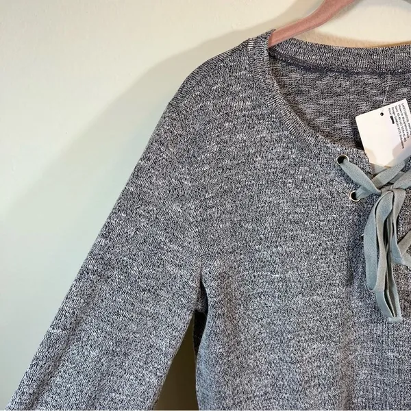 Summit Gray University of Washington Lace Up Sweatshirt Medium‎ NWT - Image 6