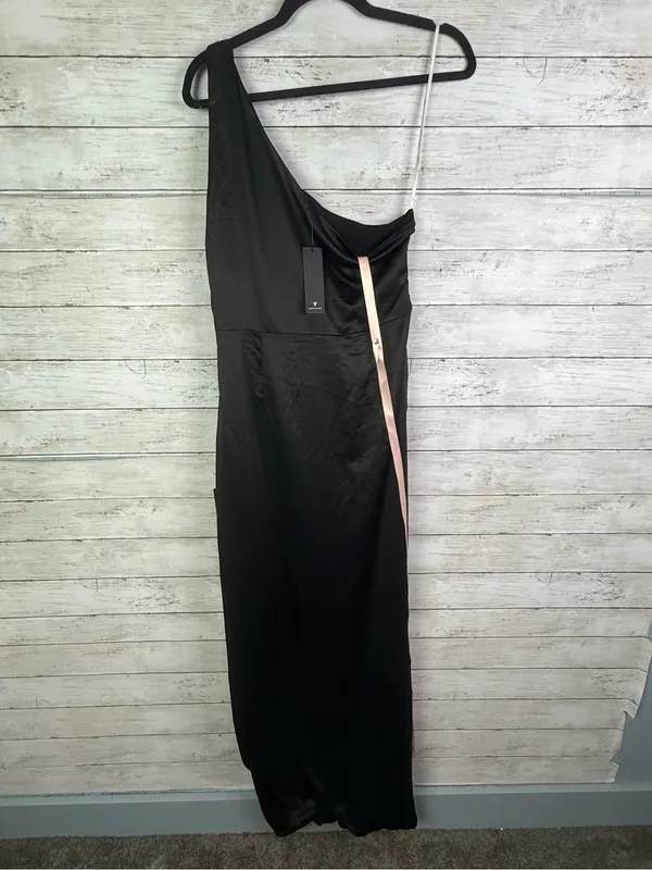 Lulus Dreaming of Elegance Black Satin One-Shoulder Maxi Dress Size Large - Image 6