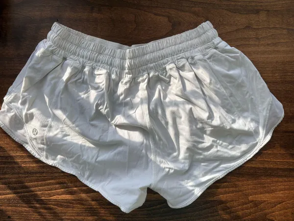 White Lululemon Hotty Hot 2.5" - Image 2