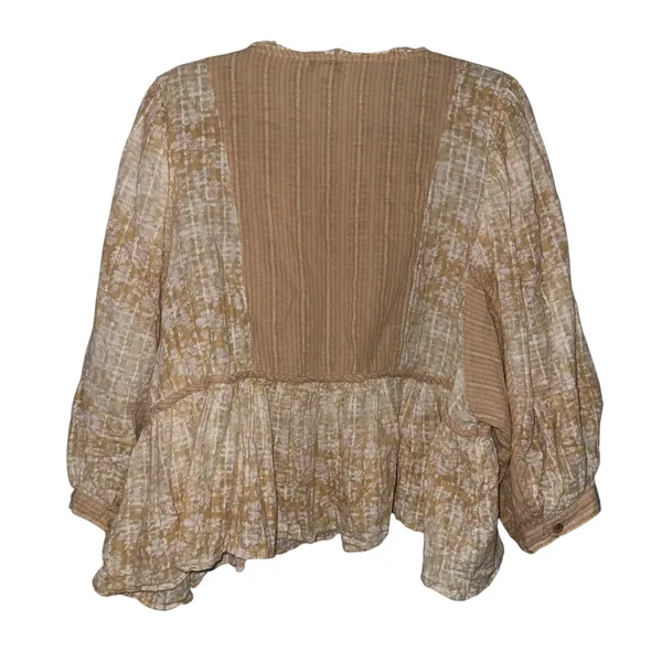 American Eagle beige floral peasant top - Image 3