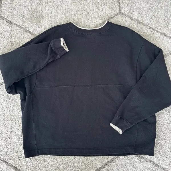 Vintage Oversized Nike Sportswear Black/White Crewneck Sweatshirt Iconic Swoosh - Image 5