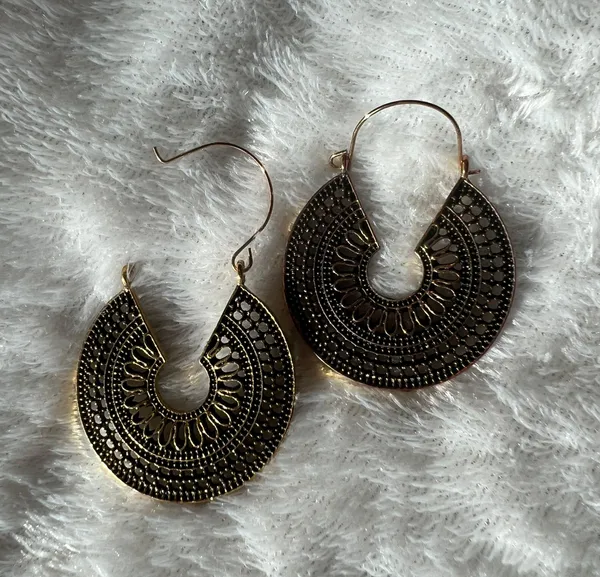 Gold Earrings - Image 2
