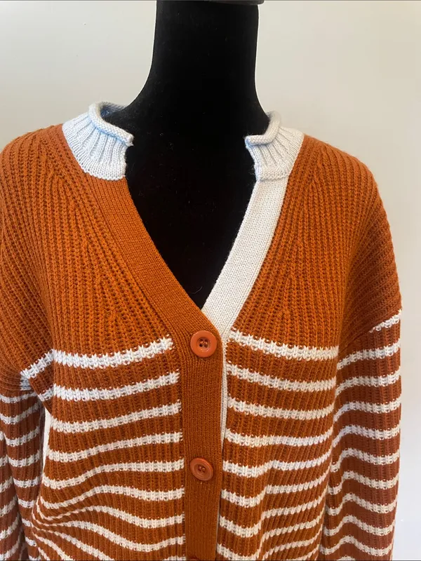 Brown Stripe Button - Image 2