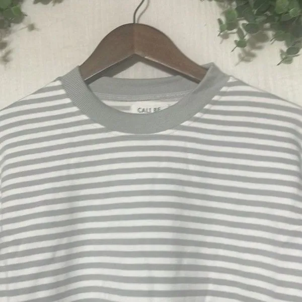 Cali Be Gray New Sweatshirt Striped Layered Oversized Medium - Image 4