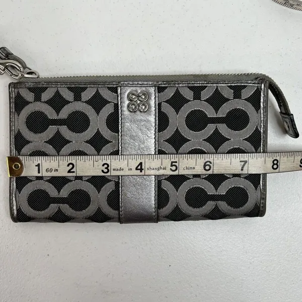 COACH Julia OP Signature Lurex Silver Black Clutch Zippy‎ Wallet Large Wristlet - Image 14