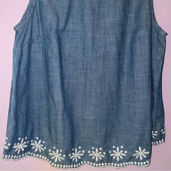 J Crew M Blouse Chambray Ruffle Collar Embroidered Sleeveless - Image 7