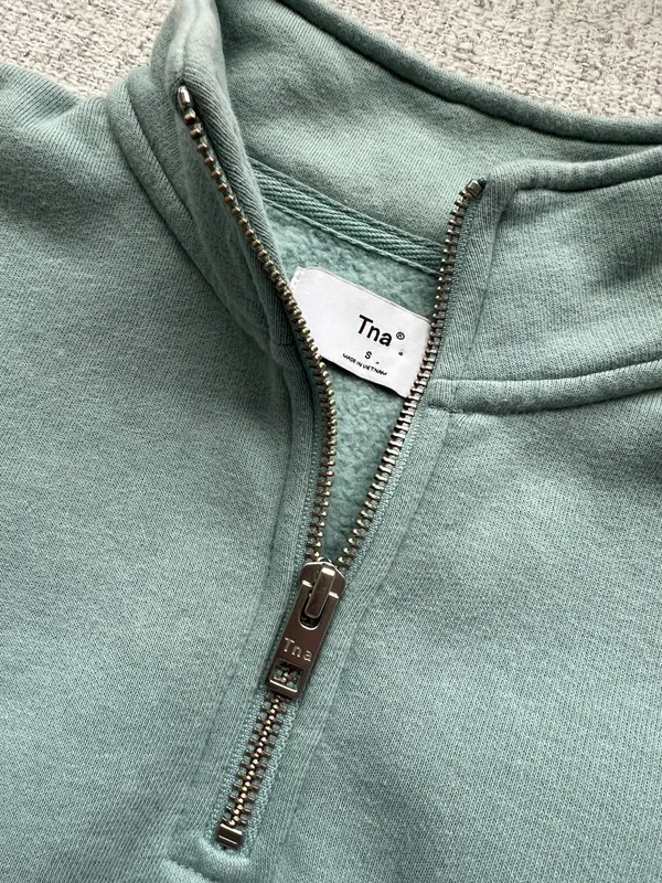 Aritzia TNA Cropped 1/4 Zip - Image 4