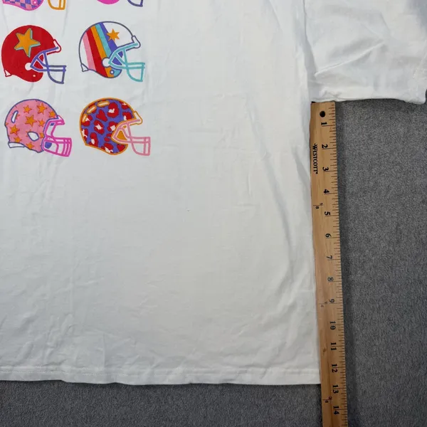 Fantastic Fawn Women Large White Football Helmets Graphic T-Shirt Boxy Colorful - Image 7