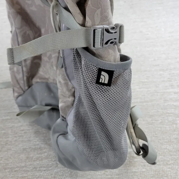 The North Face Wasatch Laptop Backpack Floral Print Beige Grey Daypack Hiking - Image 10