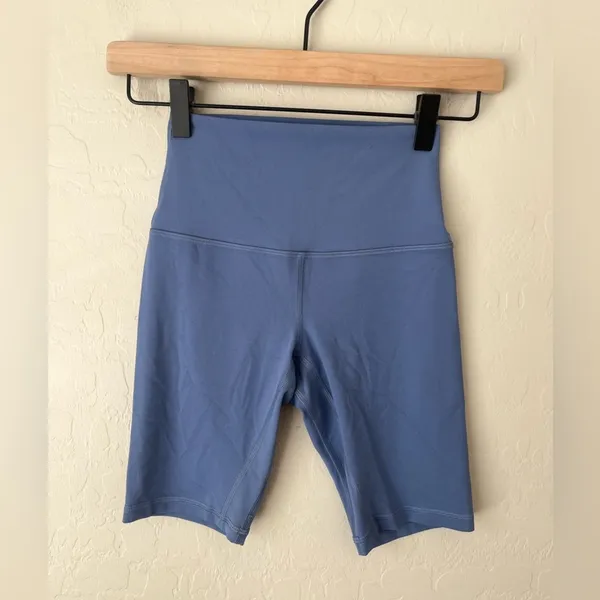 Lululemon high rise align shorts water drop blue 2 - Image 4