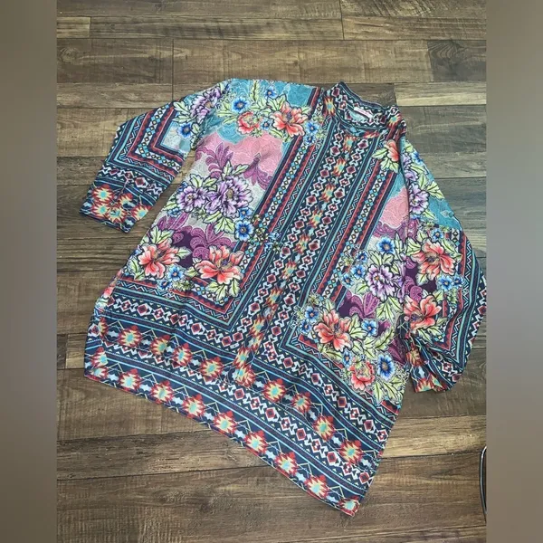 JOHNNY WAS spring boho printed Janelle Button-up silk blouse M tunic fall
$240 - Image 8