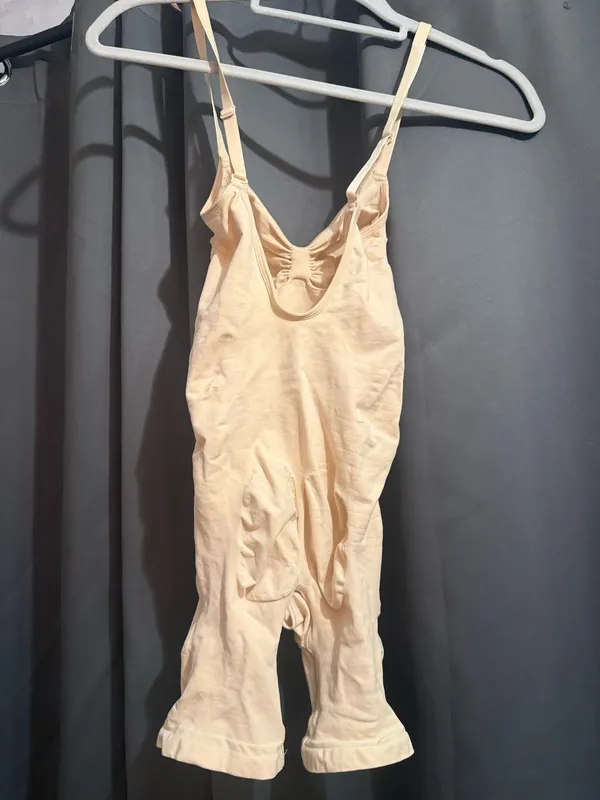 SKIMS BBL Shapewear - Image 2