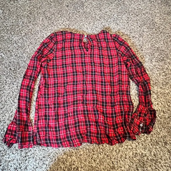 Loft Womens Red Black Plaid Ruffle Cuff Long Sleeve Blouse Small Keyhole‎ Back - Image 6