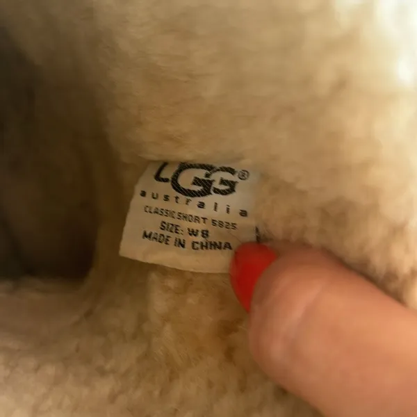 UGG Classic short. Chestnut. Size 8 - Image 7
