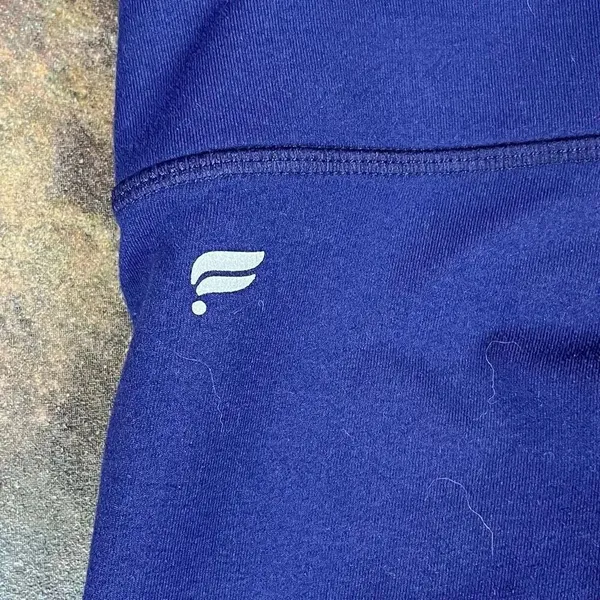Fabletics Athletic Wear Cropped Pants Medium - Image 7