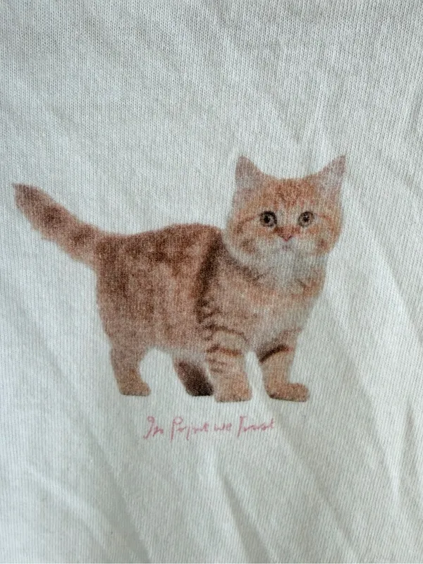 In Print We Trust White Cat Graphic Tee Size XS - Image 3