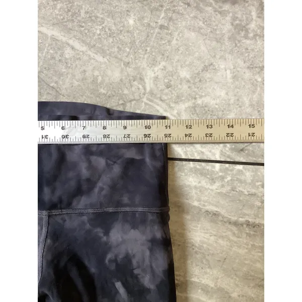Lululemon Align High Rise Crop 21 Diamond Dye Pitch Grey Graphite Grey Size 4 - Image 3