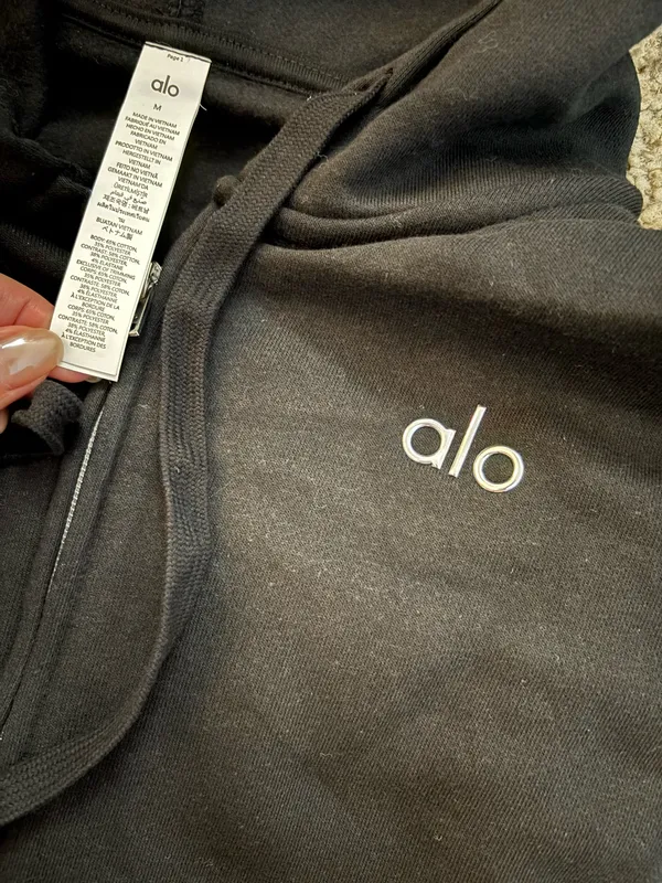 🖤✨ Accolade Full Zip Hoodie Black – Medium - Image 6