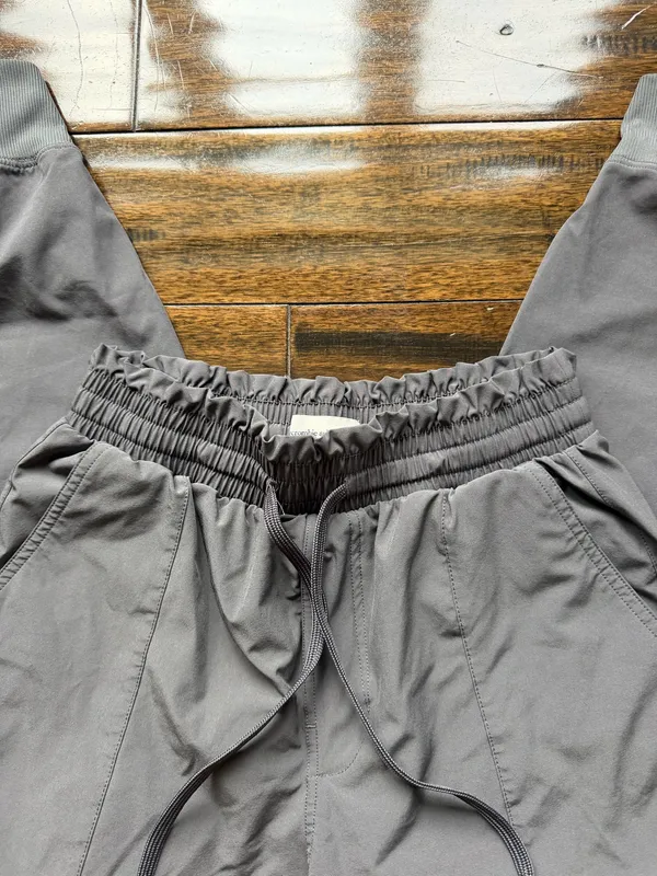 Abercrombie Gray Traveler Joggers - Image 2