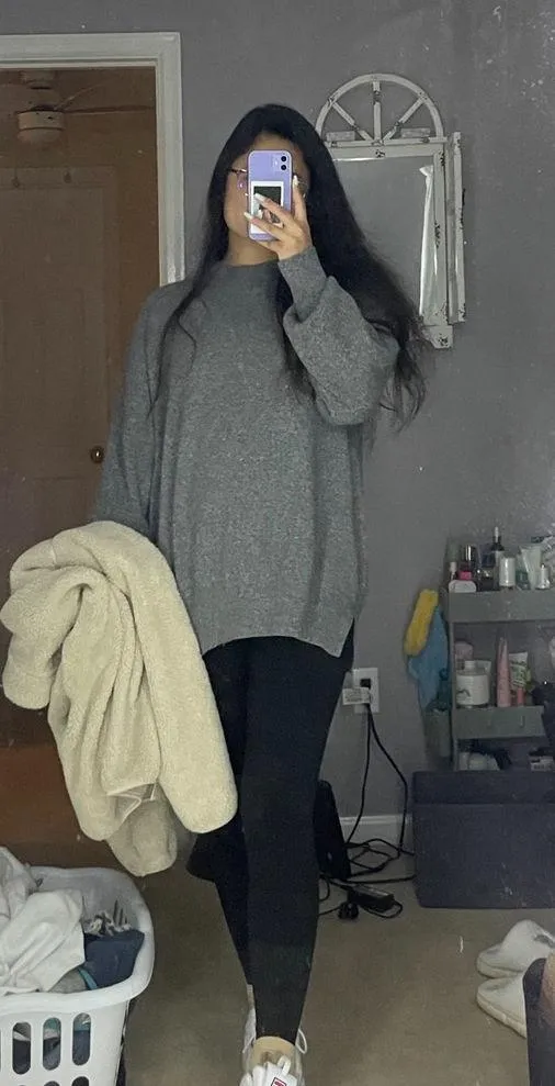 Abercrombie & Fitch Oversized Sweater - Image 4