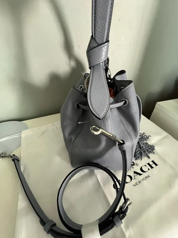 Coach Everly Shoulder Bag - Image 5