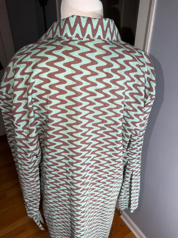 Zara 100% Cotton Mint Green & Black Chevron Tie-Front Long Shirt - Image 10
