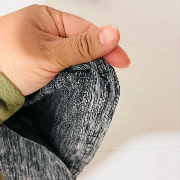 Lululemon Swiftly Tech Long Sleeve Crew Black Ombre Athletic Top 4 - Image 5