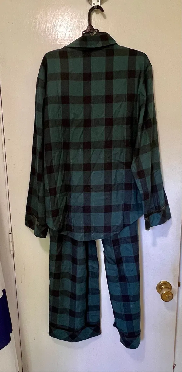 Victorias Secret Pink Pajamas Sz M Flannel Forrest Green Black Plaid Cotton NWT - Image 3