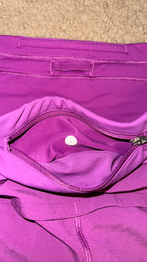 Lululemon Speed Up Shorts - Image 4