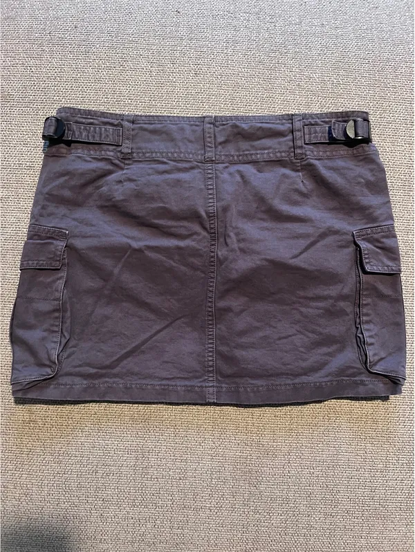 Brandy Melville Cargo Mini Skirt - Image 3