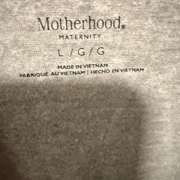 Motherhood Maternity heather grey nursing robe short top size large - Image 5