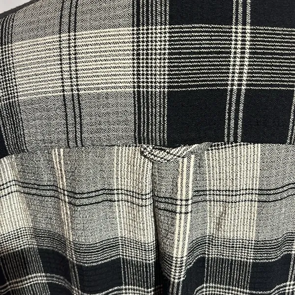 BDG urban outfitters button down long sleeve shirt size medium - Image 5